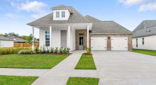 Photo of 38203 Woodland Trail Dr, Prairieville, LA 70769