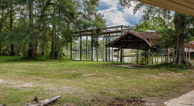 Photo of 48460 Amite River Rd, St Amant, LA 70774