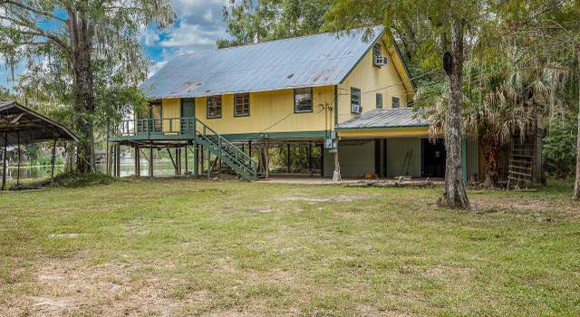 Photo of 48460 Amite River Rd, St Amant, LA 70774