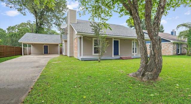 Photo of 943 Durnin Dr, Denham Springs, LA 70726