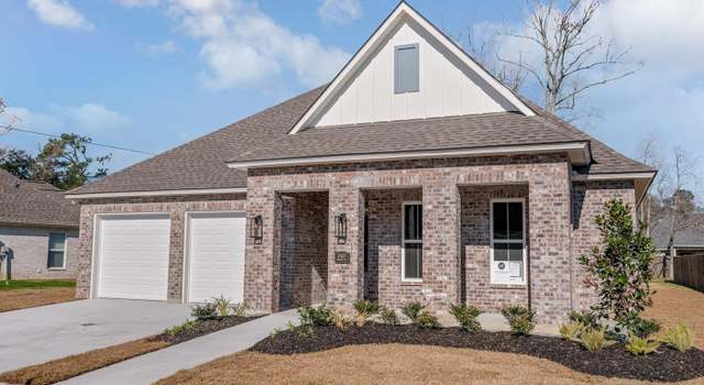 Photo of 17657 Empress Dr, Greenwell Springs, LA 70739