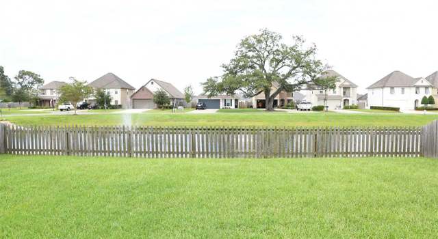 Photo of 36412 Dutchtown Gardens Ave, Geismar, LA 70734