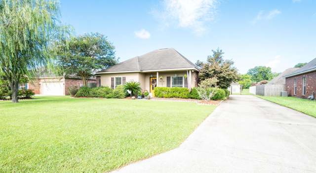 Photo of 405 Key Largo Dr, Port Allen, LA 70767
