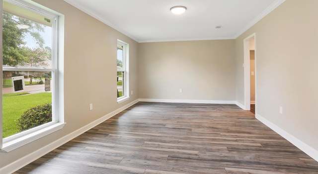 Photo of 4065 Edgemont Dr, Baton Rouge, LA 70814