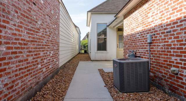 Photo of 3131 Hudson Park Dr, Baton Rouge, LA 70810