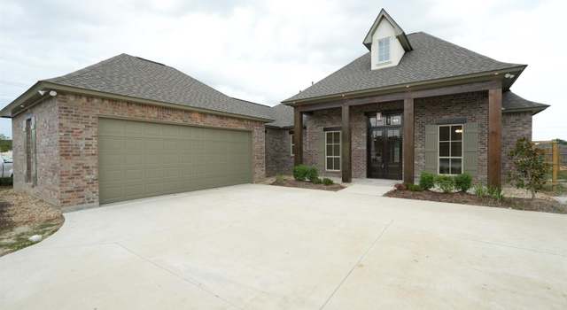 Photo of 38233 Meadow Rue Dr, Prairieville, LA 70769