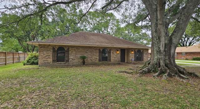 Photo of 11038 Greencrest Dr, Baton Rouge, LA 70811