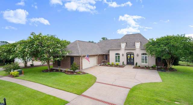 Photo of 18380 Lake Harbor Ln, Prairieville, LA 70769