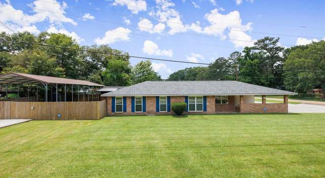 Photo of 5275 Mapleton Dr, Greenwell Springs, LA 70739