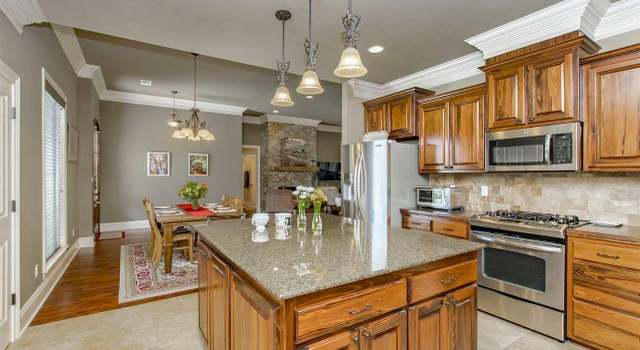 Photo of 2165 Hillridge Ave, Baton Rouge, LA 70810