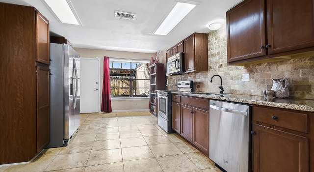 Photo of 5642 Riverstone Dr, Baton Rouge, LA 70820