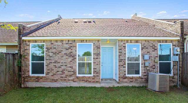 Photo of 8847 Pecan Tree Dr, Baton Rouge, LA 70810