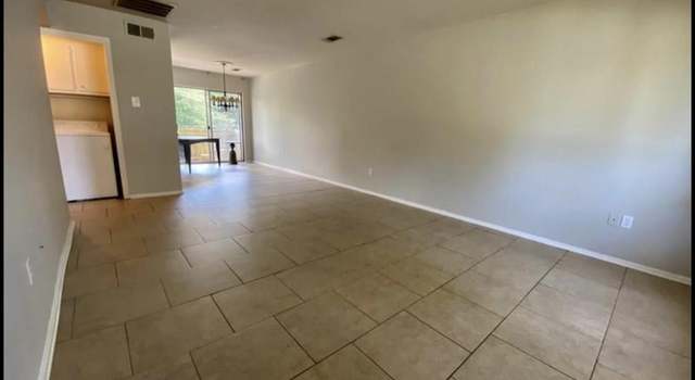 Photo of 950 S Foster Dr #26, Baton Rouge, LA 70806