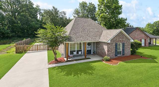Photo of 37556 Parkbrook Dr, Prairieville, LA 70769
