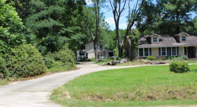 Photo of 6325 Rolling Acres Dr, Baker, LA 70714