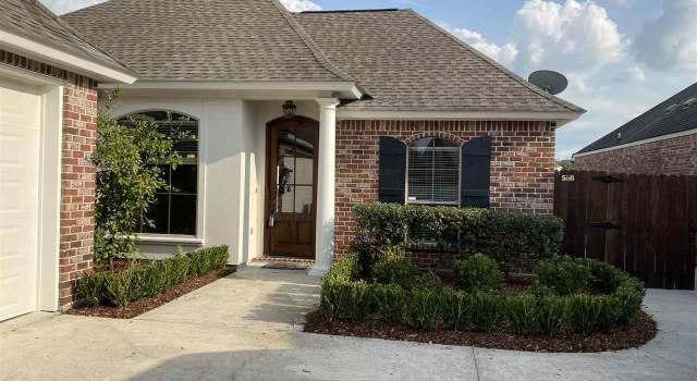 Photo of 10634 Springtree Ave, Baton Rouge, LA 70810