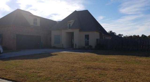 Photo of 33965 Kingfisher St, Denham Springs, LA 70706