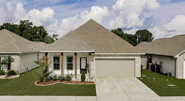 Photo of 661 Whispering Waters Ave, Gonzales, LA 70737