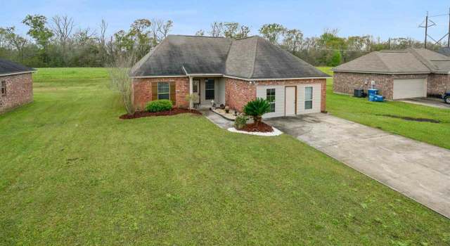 Photo of 429 Key Biscayne Dr, Port Allen, LA 70767