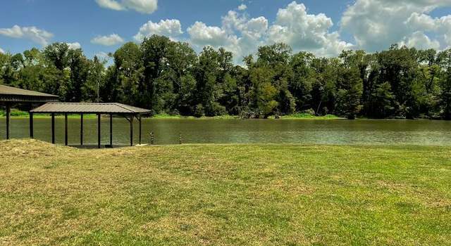 Photo of 21423 Waterfront East Dr, Maurepas, LA 70449