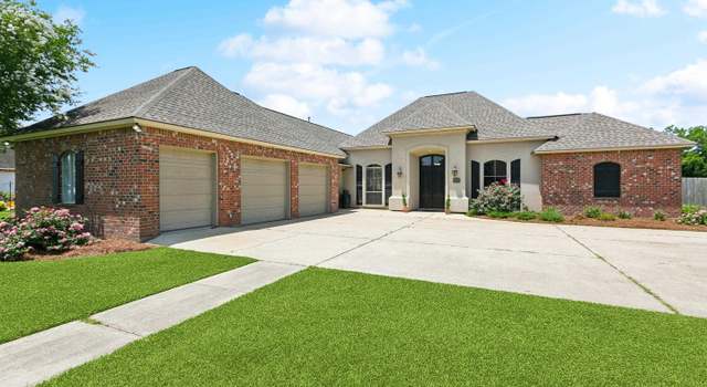 Photo of 8595 Ormand Dr, Zachary, LA 70791