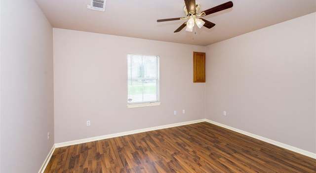 Photo of 10236 Lockhart Rd, Denham Springs, LA 70726