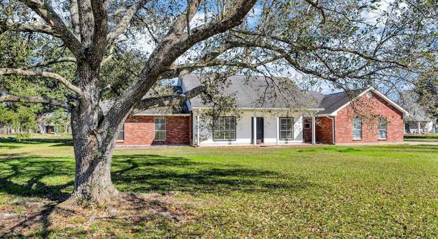 Property at 42056 Jamie Rd, Prairieville, LA 70769, 4 beds, 2 baths