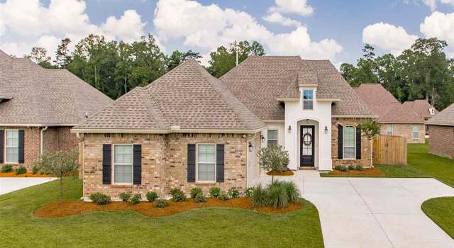 Photo of 8899 Cresson Dr, Denham Springs, LA 70726