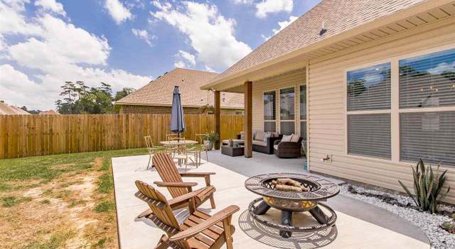 Photo of 8899 Cresson Dr, Denham Springs, LA 70726
