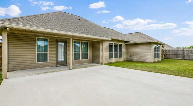 Photo of 9319 Yellowfin Dr, Denham Springs, LA 70726