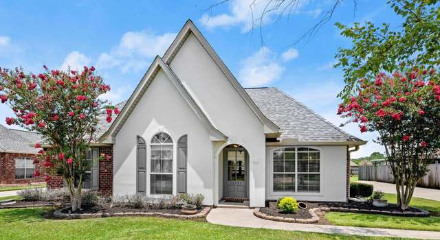 Photo of 12251 Sundown Dr, Denham Springs, LA 70726