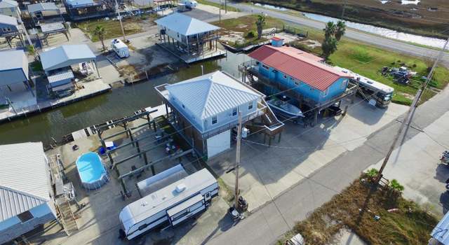 Photo of 114 Romes Ln, Grand Isle, LA 70358