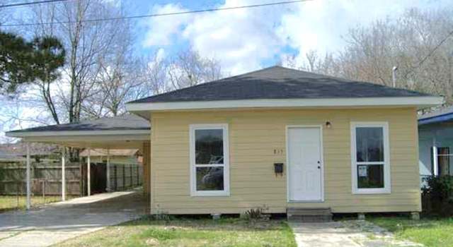 Photo of 815 N 10th St, Port Allen, LA 70767