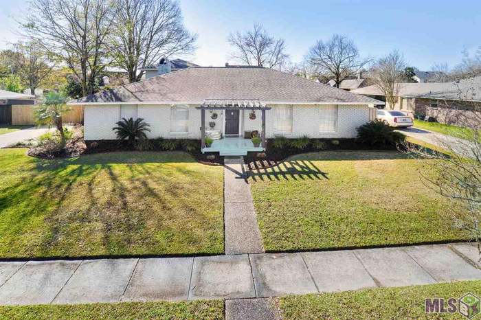 12664 Sherbrook Baton Rouge La 70815 Mls 2020001360 Redfin