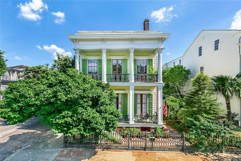 2700 Coliseum St, New Orleans, LA 70130 MLS 2205026 Redfin