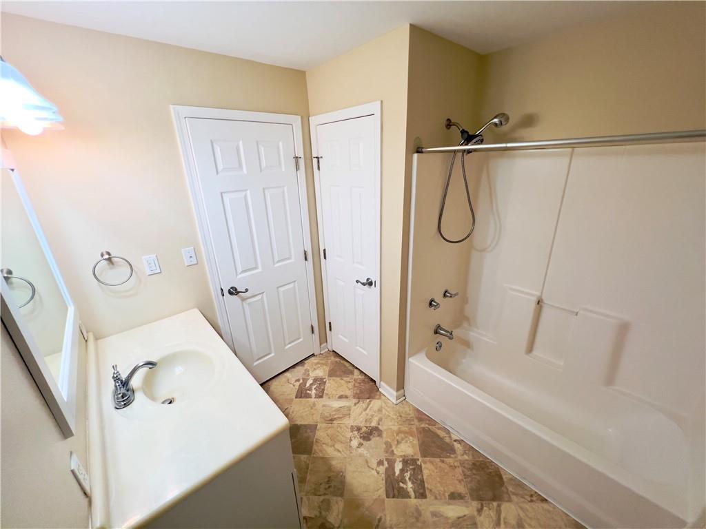 937 Avenue B, Westwego, LA 70094 MLS 2424244 Redfin