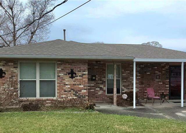 Property at 724 Blanche St, Metairie, LA 70003, 3 beds, 1.5 baths