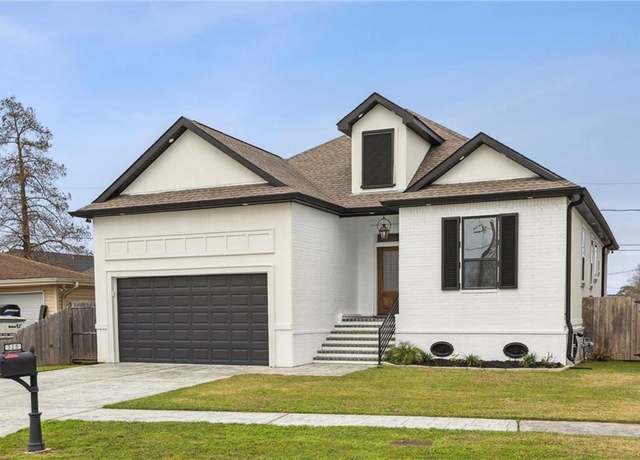 Property at 325 Chinchilla Dr, Arabi, LA 70032, 4 beds, 2 baths