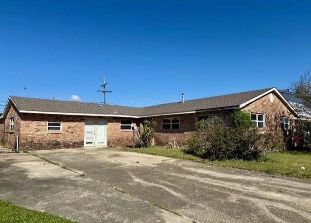 Property at 1705 Ridgefield Dr, La Place, LA 70068, 4 beds, 2 baths