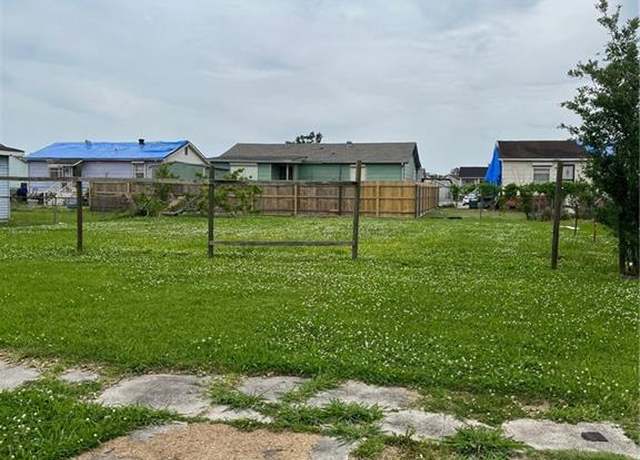 Property at 2073 Lincolnshire Dr, Marrero, LA 70072