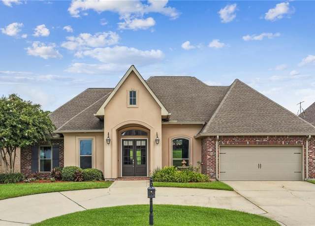 Property at 277 Cypress Lakes Dr, Slidell, LA 70458, 4 beds, 2.5 baths
