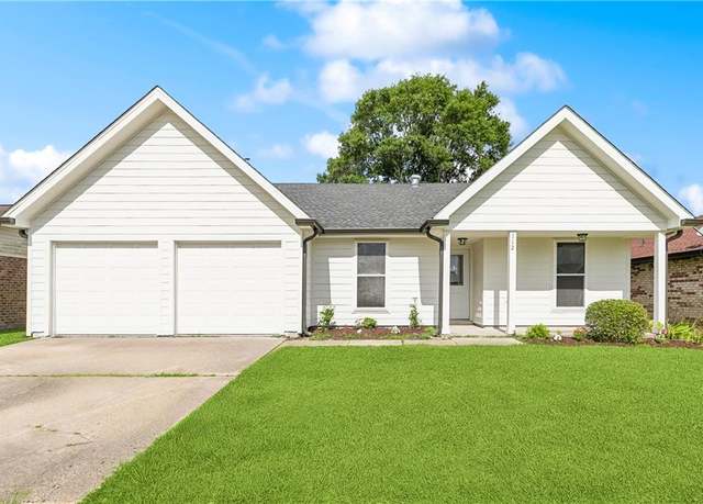 Property at 112 Firethorn Dr, Gretna, LA 70056, 3 beds, 2 baths