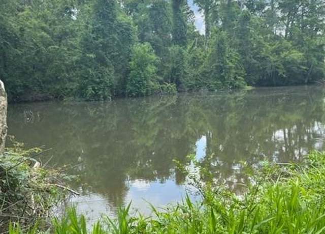 Property at 513 W 5th Ave, Covington, LA 70433