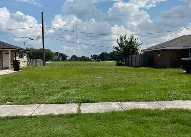 Property at 4001-03 Jupiter St, Chalmette, LA 70043