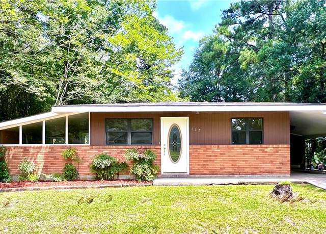 Property at 127 Bankston Dr, Bogalusa, LA 70427, 3 beds, 1.5 baths