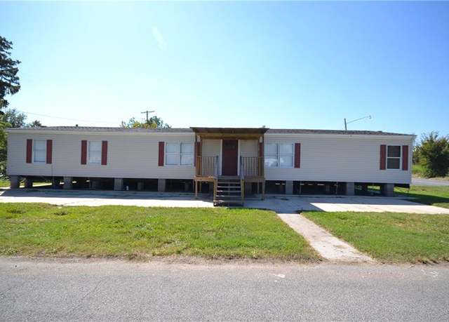 Property at 100 Meyer Ln, Des Allemands, LA 70030, 4 beds, 2 baths
