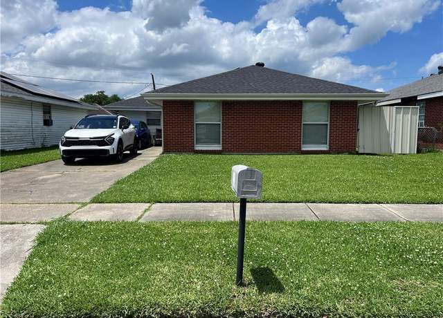 Property at 2312 Livaccari Dr, Violet, LA 70092, 3 beds, 1.5 baths