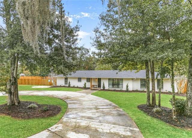 Property at 305 E Pearl Dr, Slidell, LA 70461, 4 beds, 3 baths