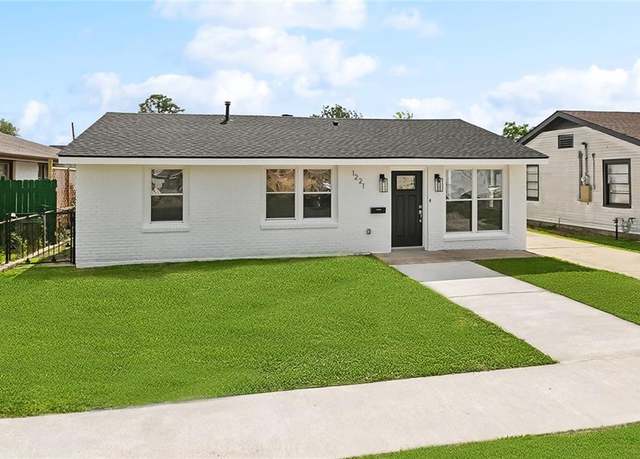 Property at 1221 Gaudet Dr, Marrero, LA 70072, 4 beds, 3 baths