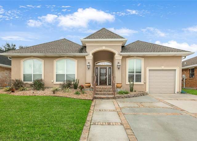 Property at 111 Columbia Pl, Slidell, LA 70458, 4 beds, 3 baths
